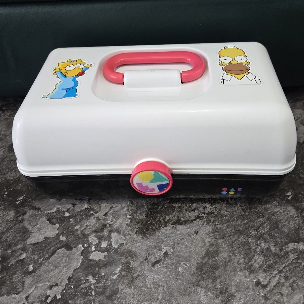 Caboodles On-the-go White Lid and Black Case